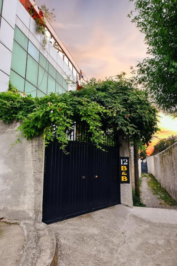 12 B&B Shkodër 외부 사진
